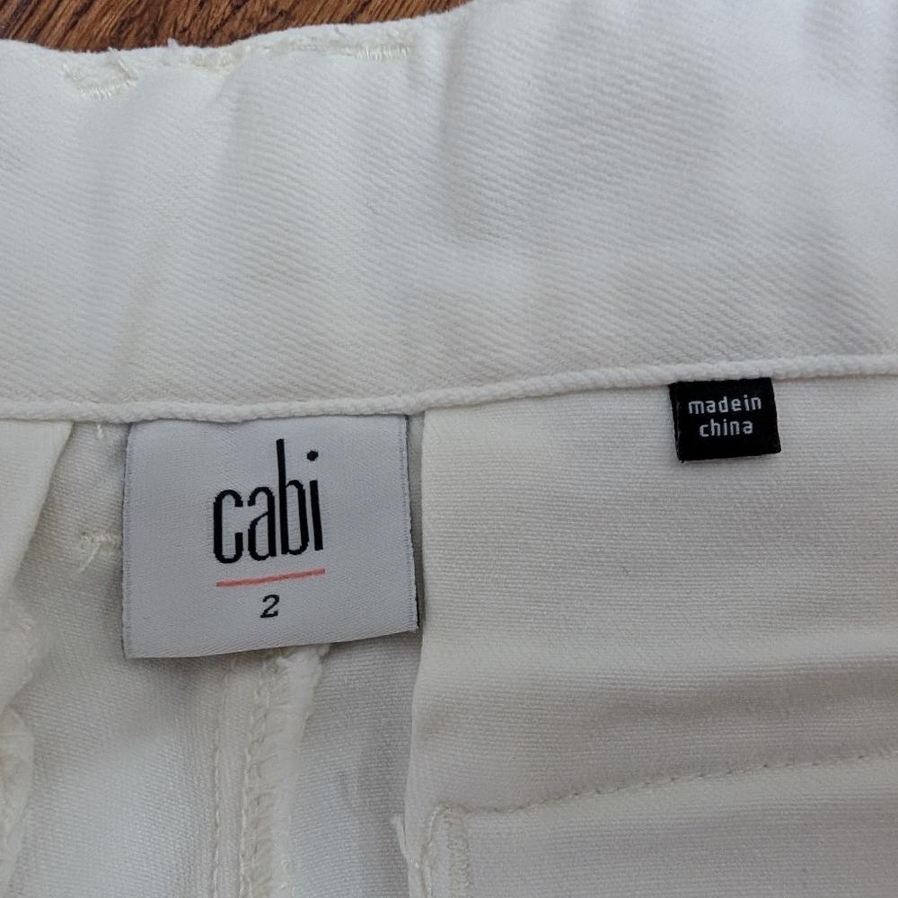 EUC Ladies Cabi White Denim Jeans Wide Straight Leg Size 2 - Picture 8 of 11